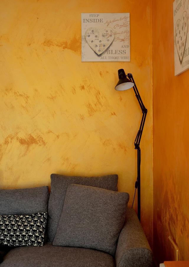 インペリア Casa Con Grande Terrazza, Ac, Wifi, Posto Auto E Vicino Al Mareヴィラ エクステリア 写真